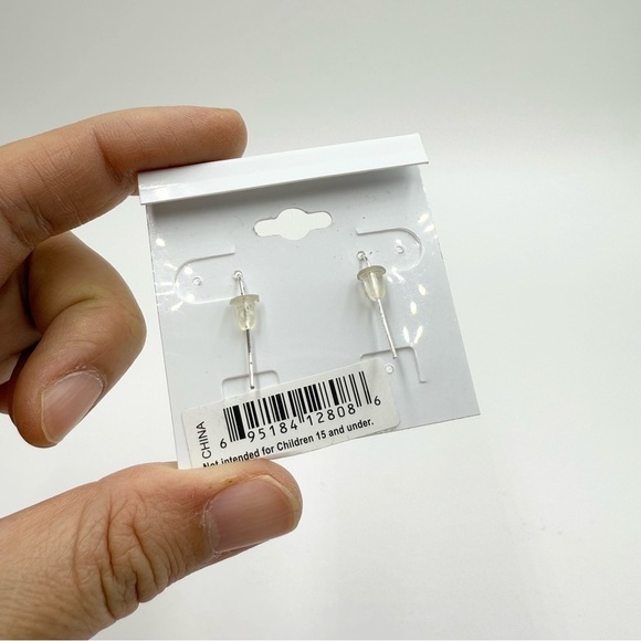 NWT Main Street Nickel Free Blue Rhinestone Butterfly Earrings Sensitive Ears - Picture 2 of 3